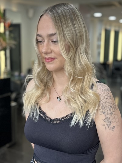 money piece balayage at Hair & The Hound Salon in Twickenham money piece balayage at Hair & The Hound Salon in Twickenham